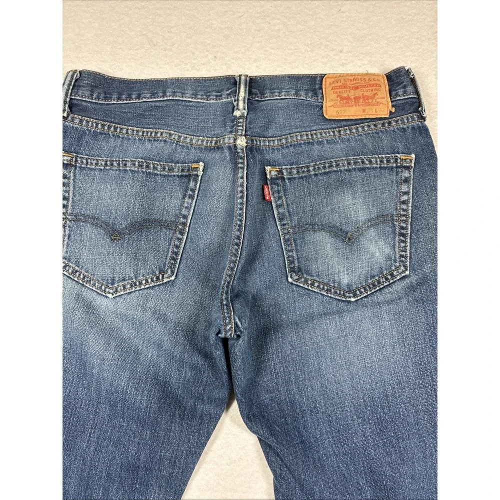 Levis 527 Mens Jeans 33x32 Blue Bootcut Fit Medium Wash Denim Classic City Biker